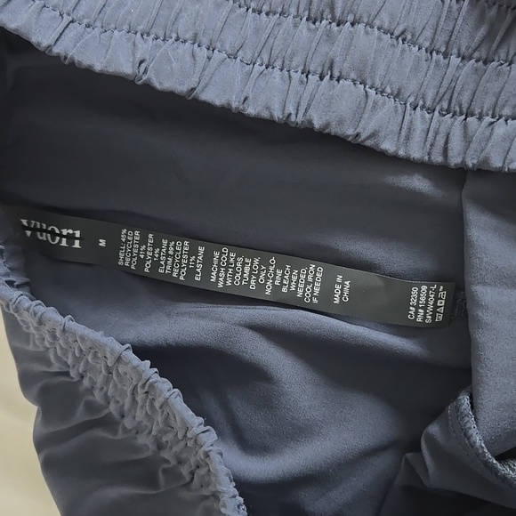 Vuori Women's Villa Wideleg Long, Azure, Medium - Picture 4 of 7